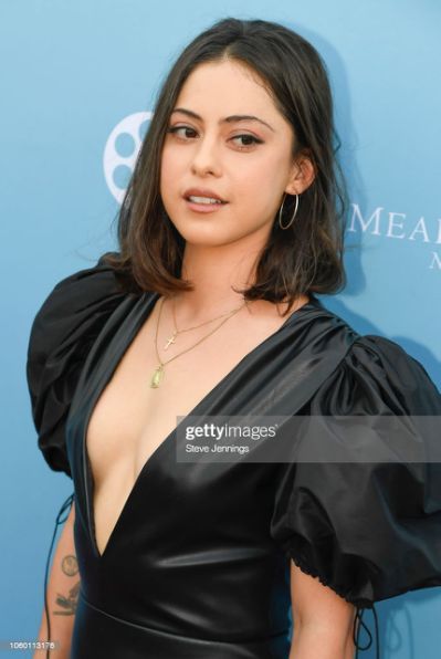 charles thaxton recommends rosa salazar sexy pic