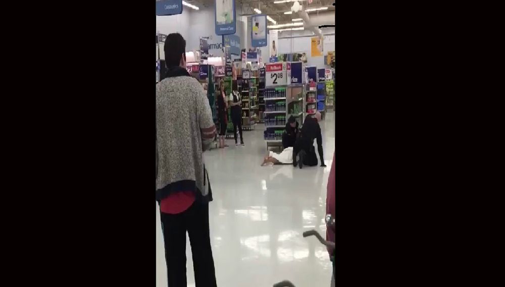 ann peake add photo women nude in walmart