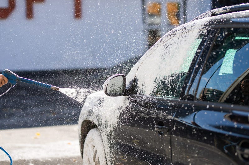 chintia pratiwi recommends naked car cleaning pic