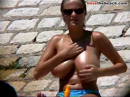 Big Tit Beach Babes using facetime