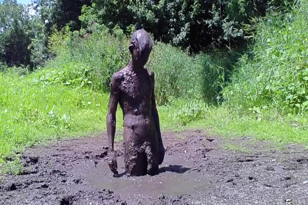 blake pulliam add photo naked mud bath