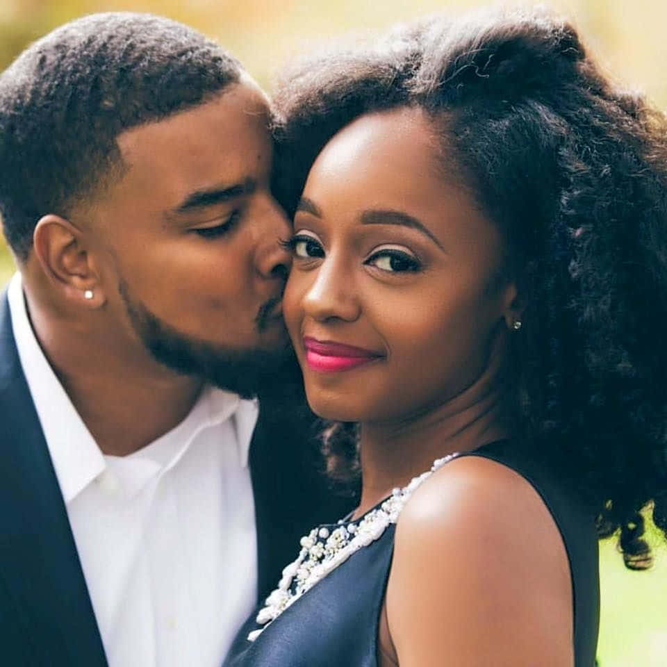 angel arzola recommends black couples kissing pic