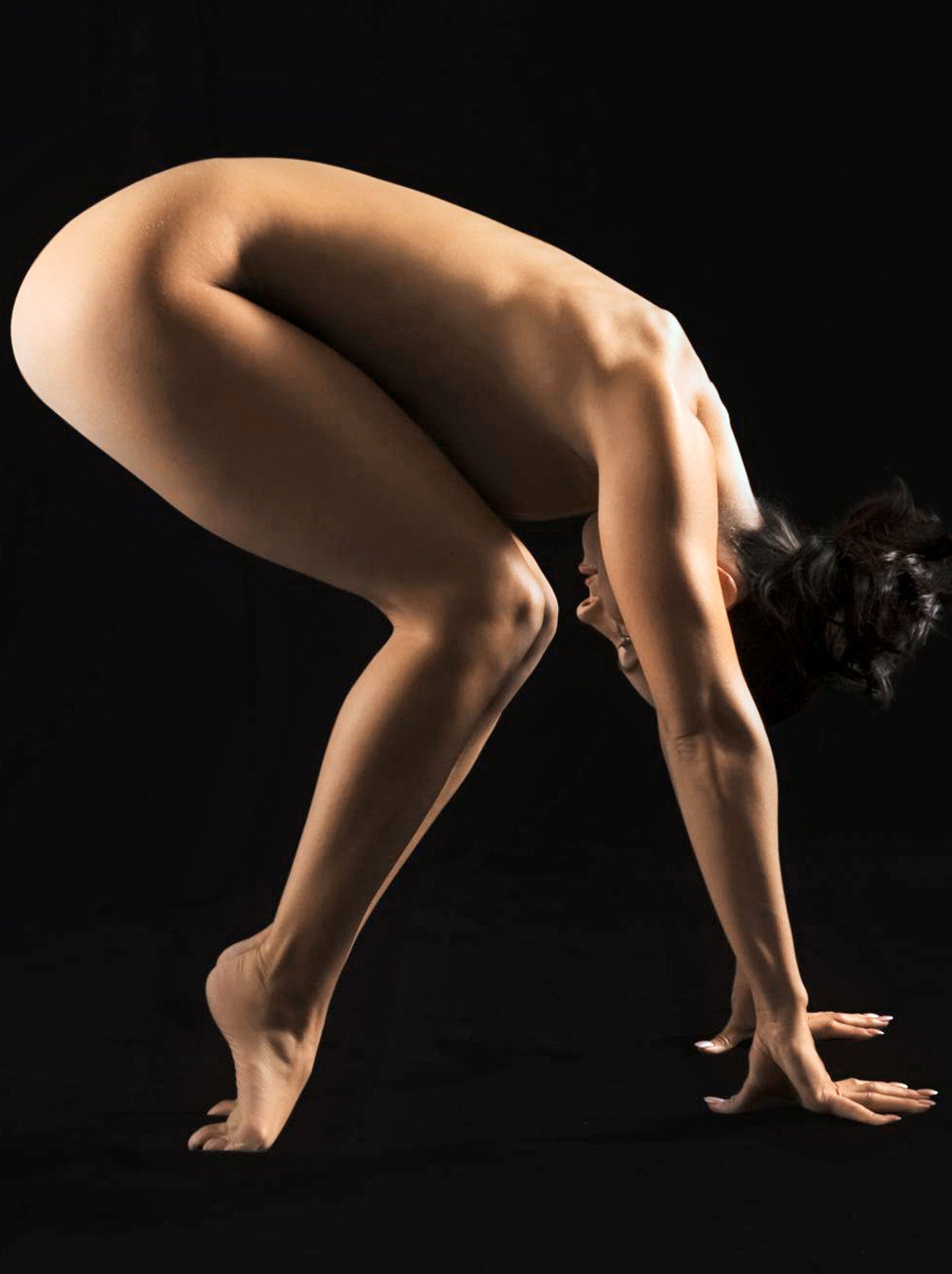 anthony hundley add naked yoga chicks photo