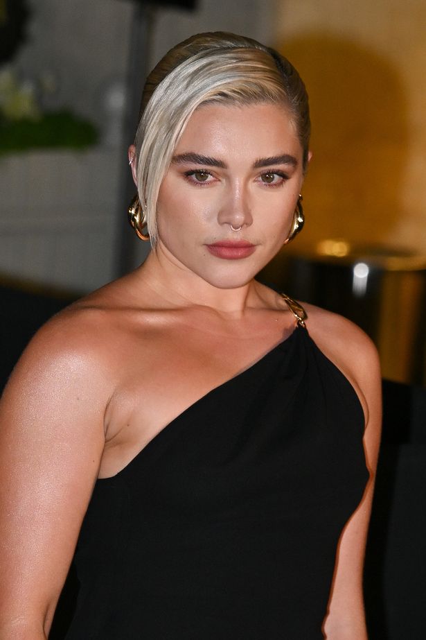 dave poeschl recommends florence pugh boobs naked pic