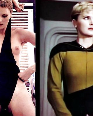 Star Trek Women Nude 1 ass