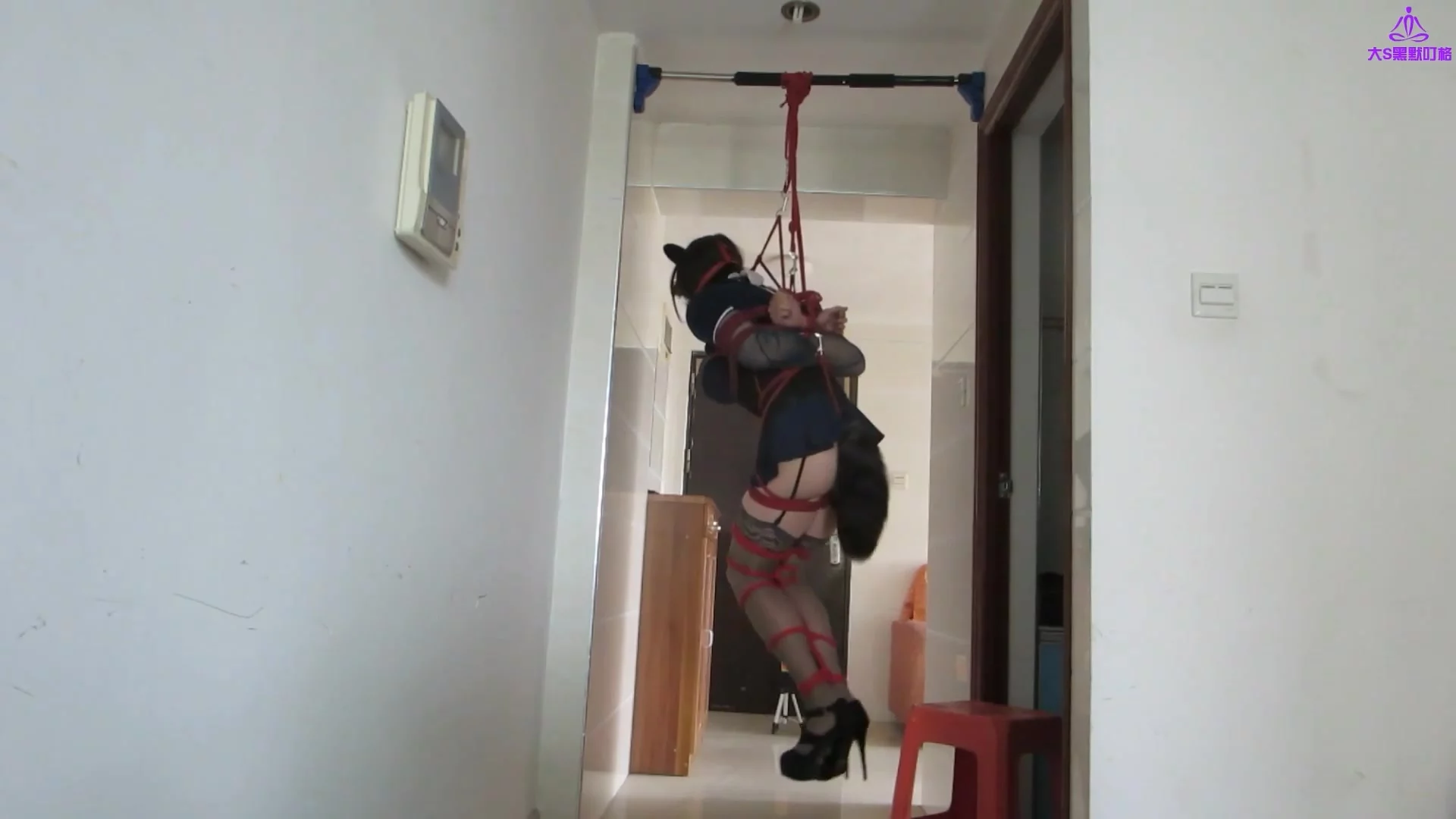 Self Bondage Suspension video live