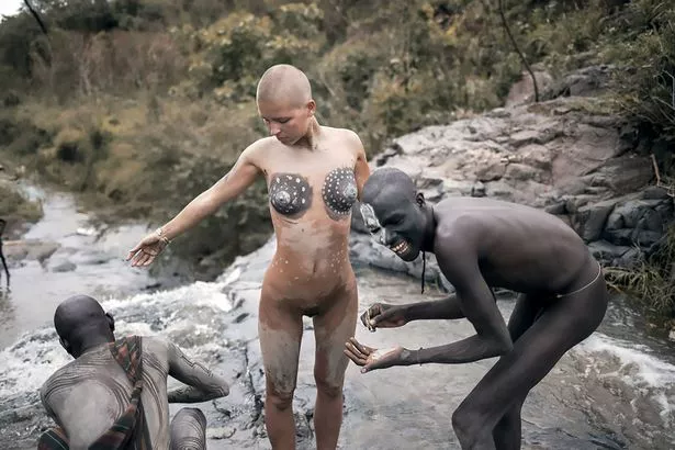 african naked tribal