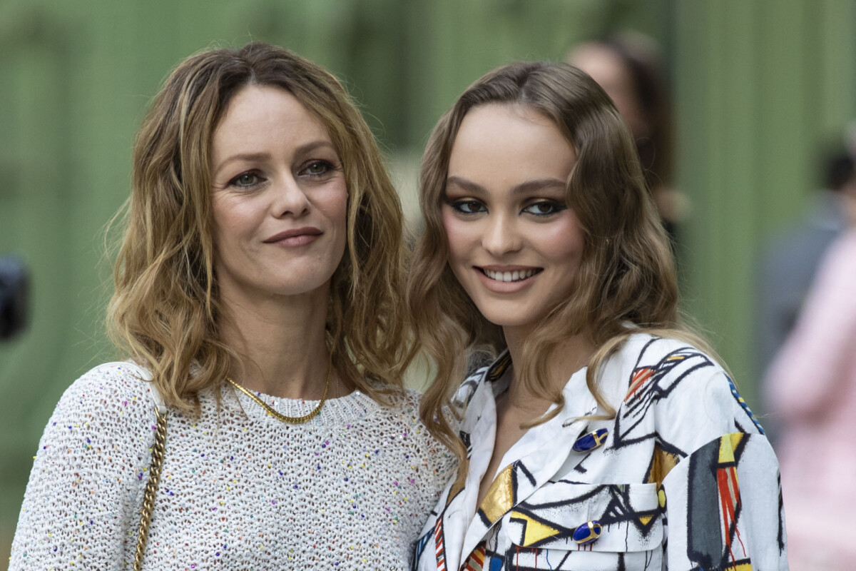 amal albakri recommends vanessa paradis nude pic