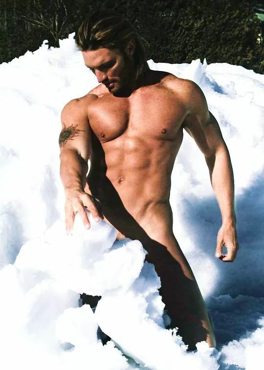 charles mccombs share naked guys in the snow photos