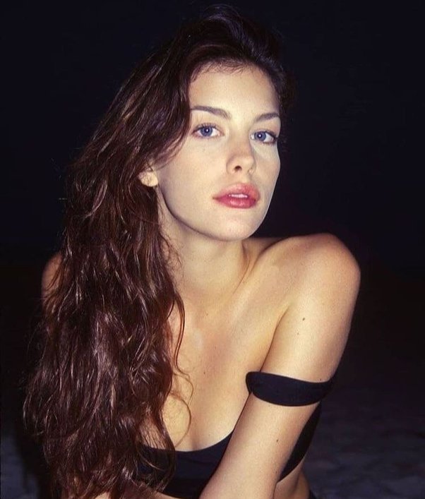 carrie mcgraw add liv tyler boobs photo