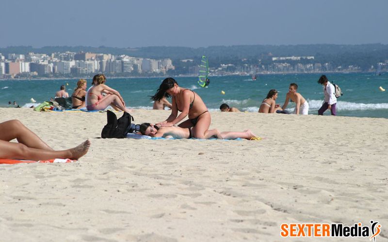 bibhas sarkar recommends Barcelona Beach Tits