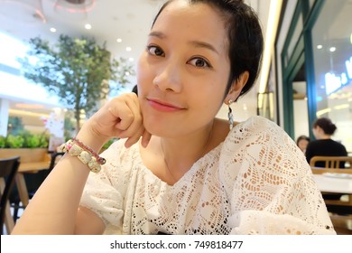 bao tien add asian selfie photo