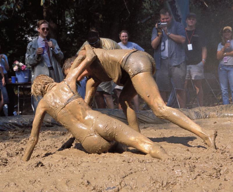 chris longbrake recommends Naked Female Mud Wrestling