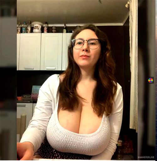 ari setiawati recommends big boobs non nude pic