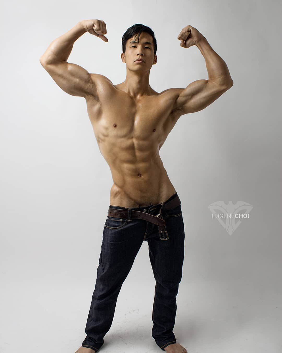 cynthia shanahan recommends Naked Asian Bodybuilder