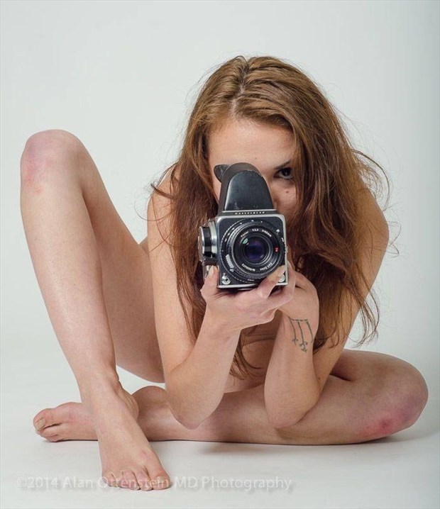 caroline maurice recommends Nude With Camera