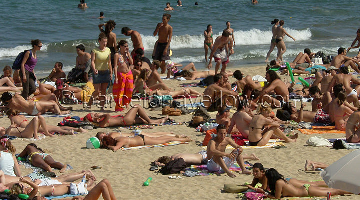 Barcelona Beach Tits death scene