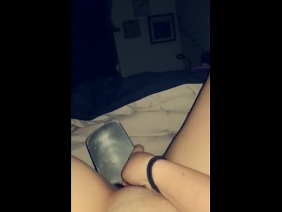 Hair Brush Masturbating video stream