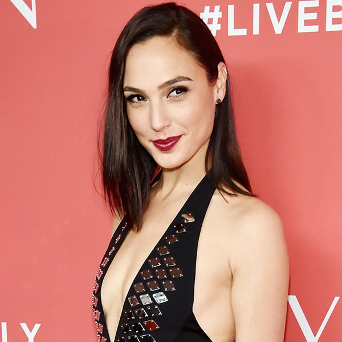 diana hodges recommends gal gadot leaked nudes pic