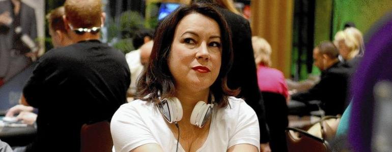 amber hafner recommends jennifer tilly breasts pic