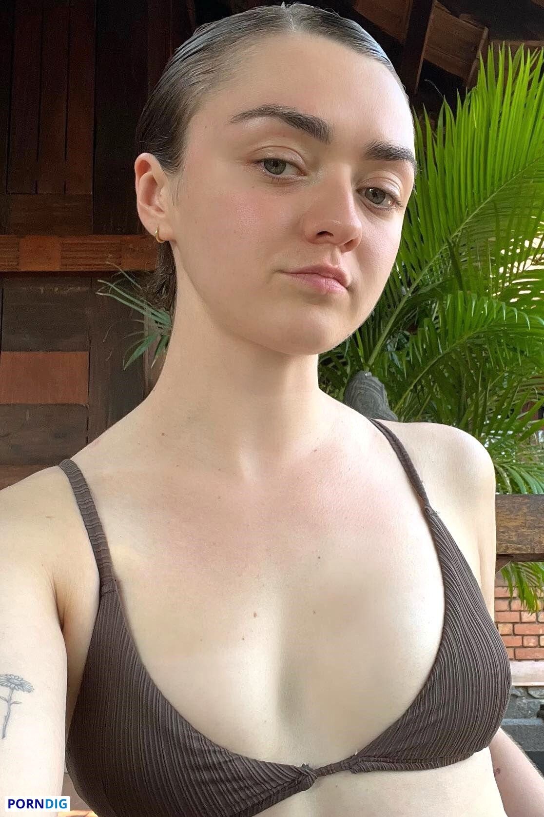 Maisie Williams Leak Nude german girl