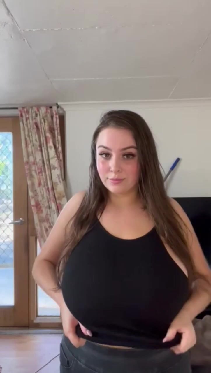 massive tits amateur