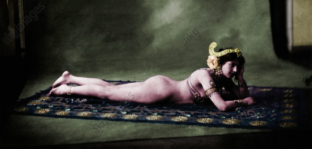 daniel hunn recommends mata hari nude pic