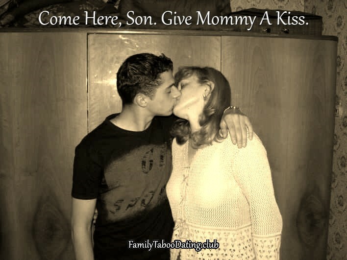 ashlee klomparens recommends mom son kiss porn pic