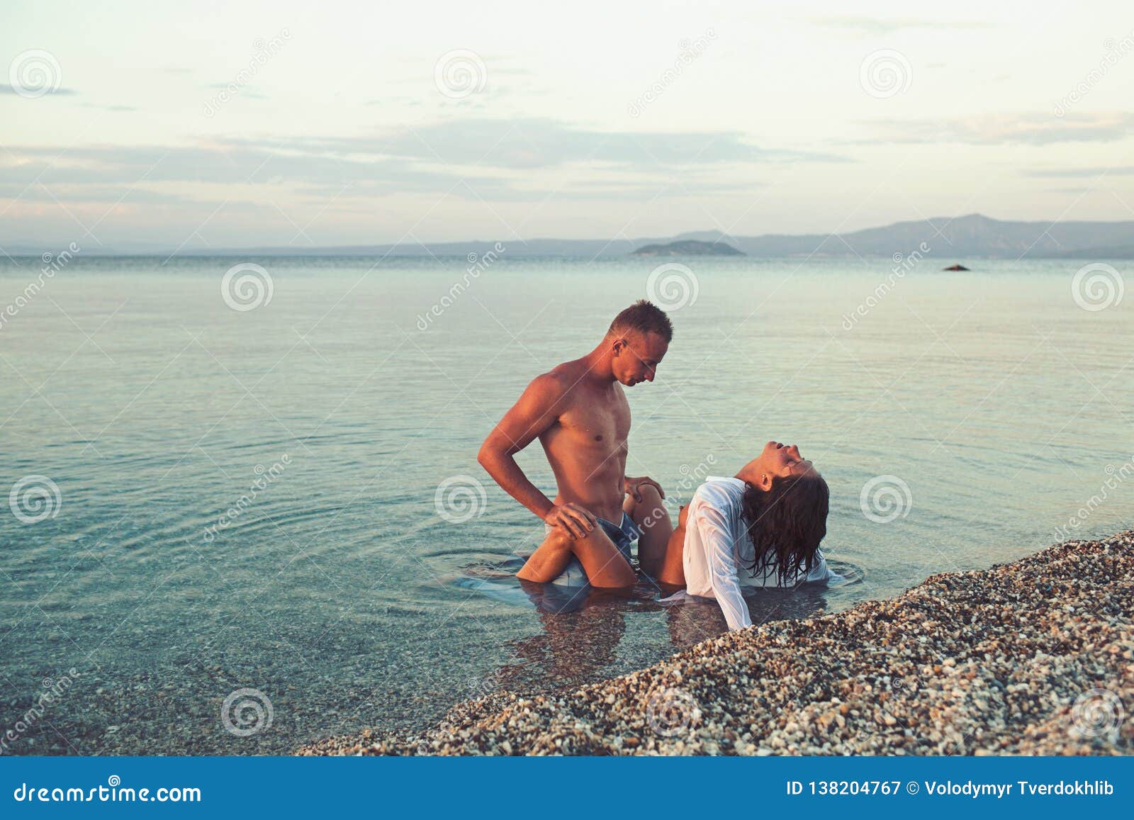 alison newall recommends Naked Beach Couples Pics