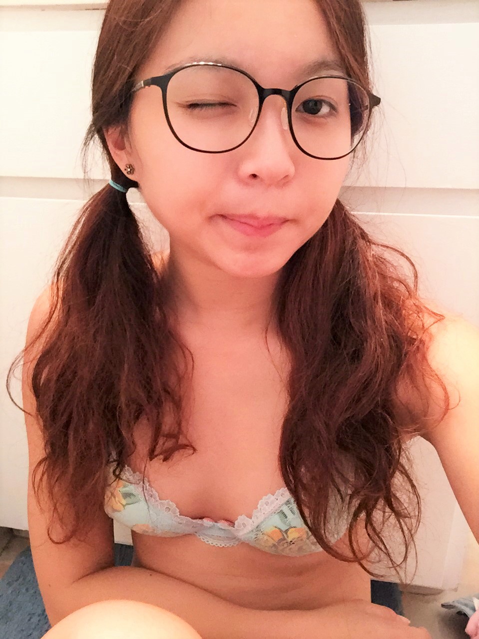 nude asian teenager