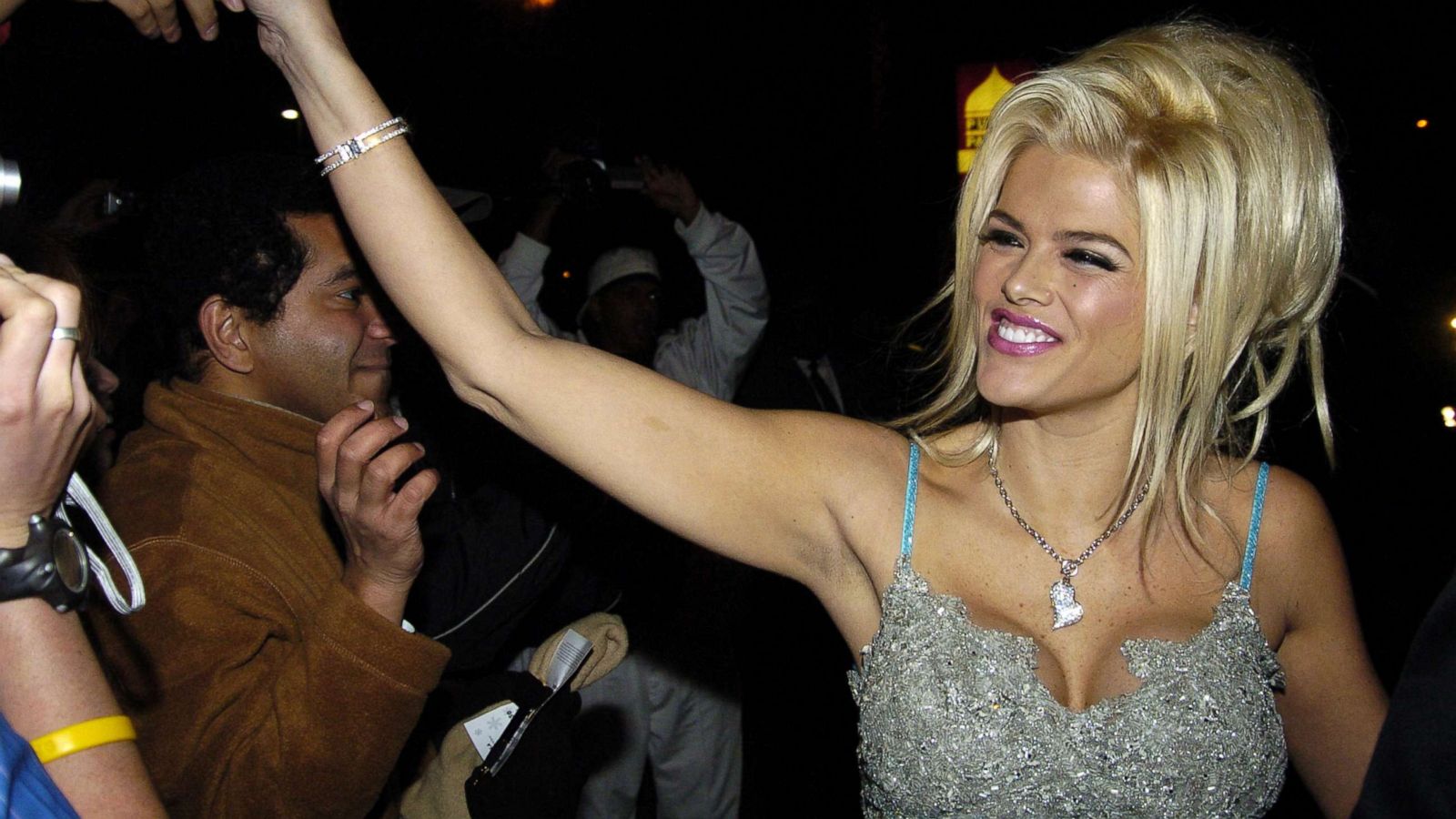 blair butterfield add nude images of anna nicole smith photo