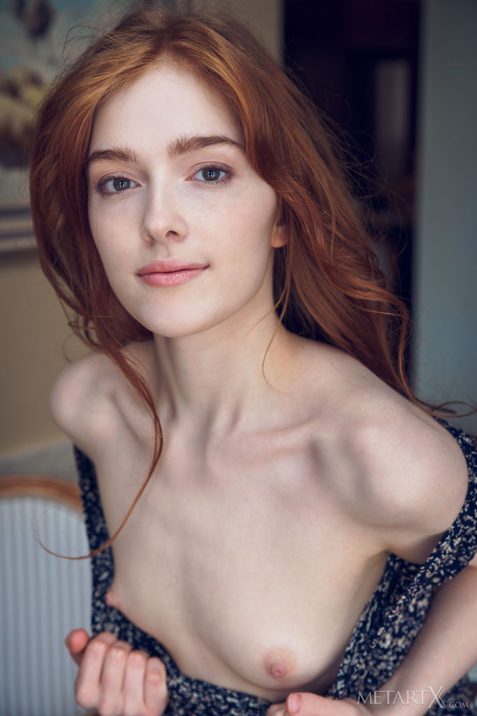 nude skinny redhead