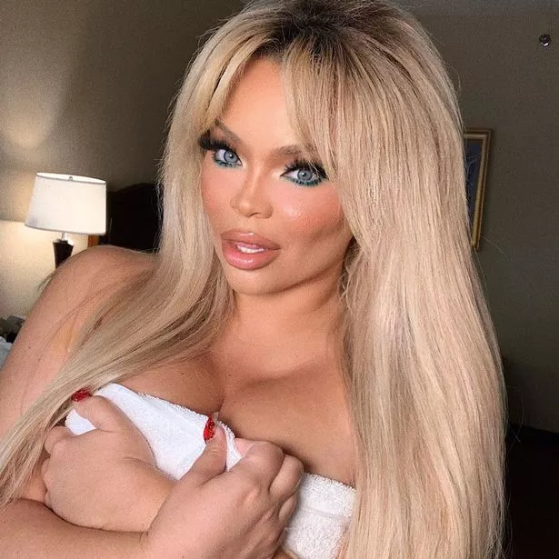 Trisha Paytas Tits wants lesbian